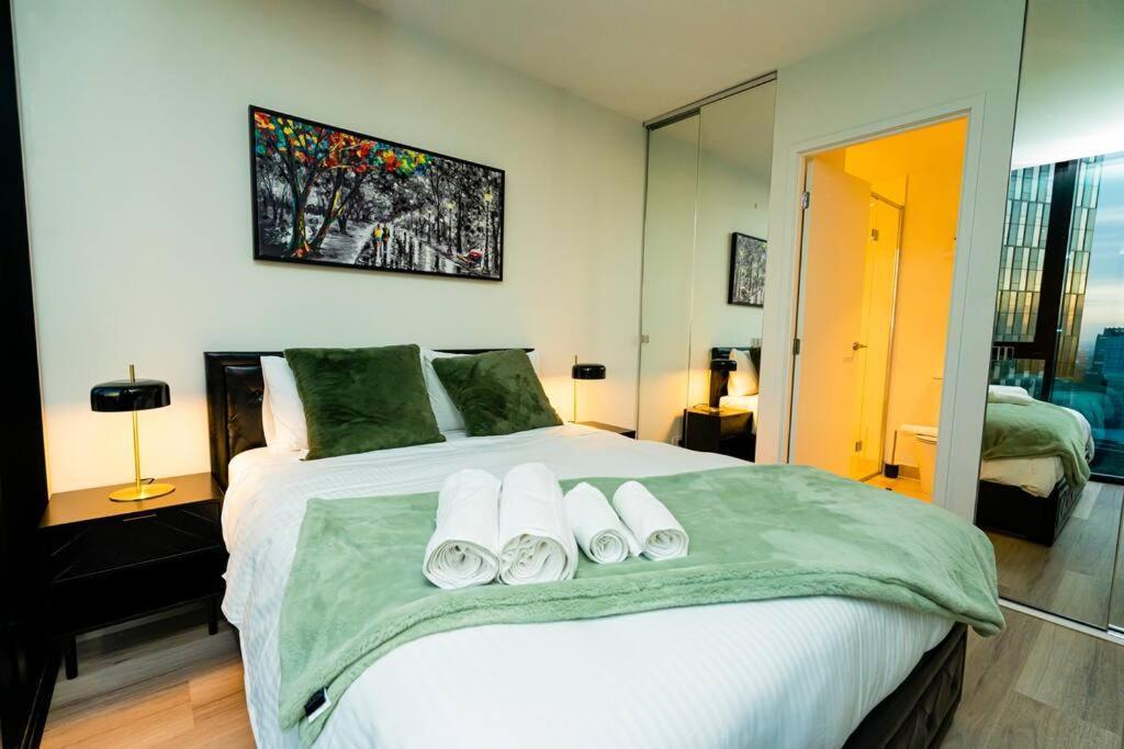 Luxe Haven - 42Nd Floor Panoramic City Views メルボルン エクステリア 写真